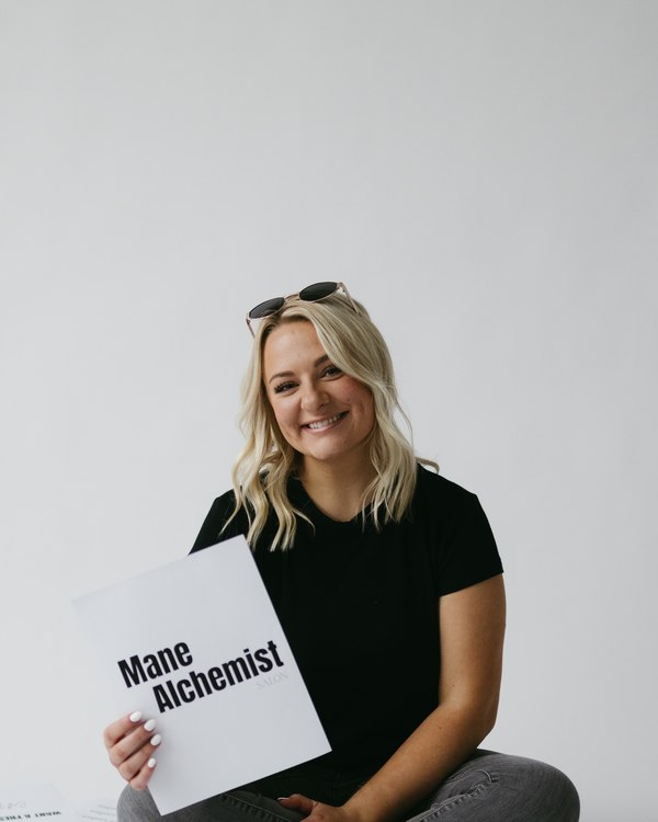 Savanah, stylist and extension artist at Mane Alchemist Salon